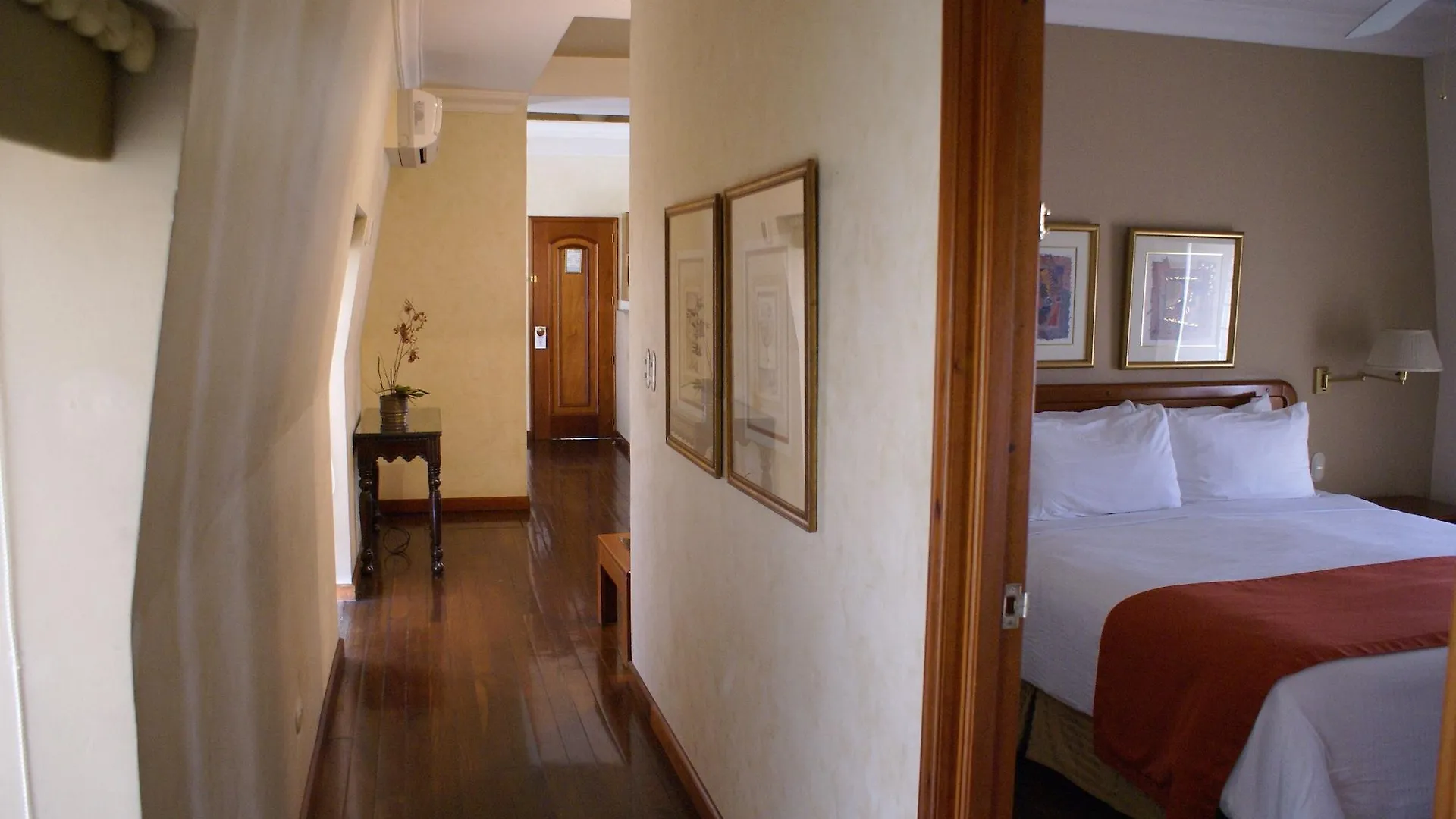 ****  Hotel San Carlos Guatemala City Guatemala