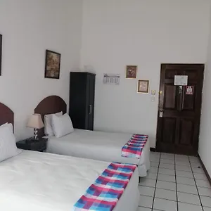 Frühstückspension Novohostal